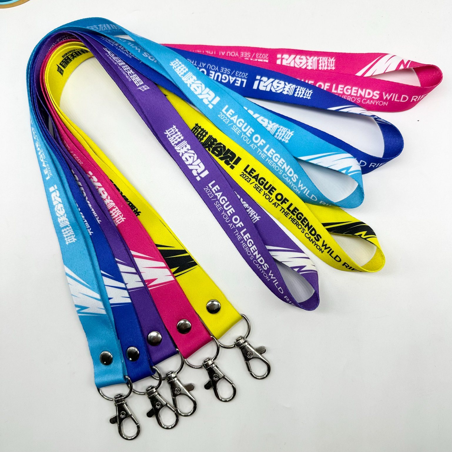 Wholesale Factory Price Printed ID Card Holdercustomized 20 mm Individual Colorful Woven Nylon Heat Transfer Lanyard with High Quality