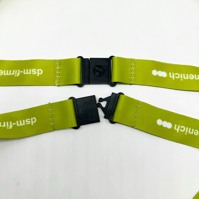 Factory Price Bottle Metal Cy 20*900mm China Promotion Gifts Logo Printed Lanyard