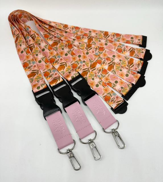 Factory Price Bottle Card Cy 20*900mm China Nylon Custom Printing String Lanyard